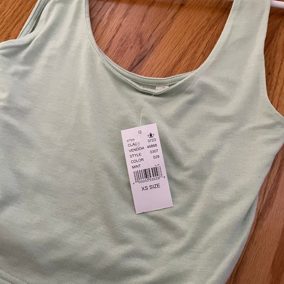 NWT Pacsun Basics Urban Mint Tank Top - Picture 3 of 3